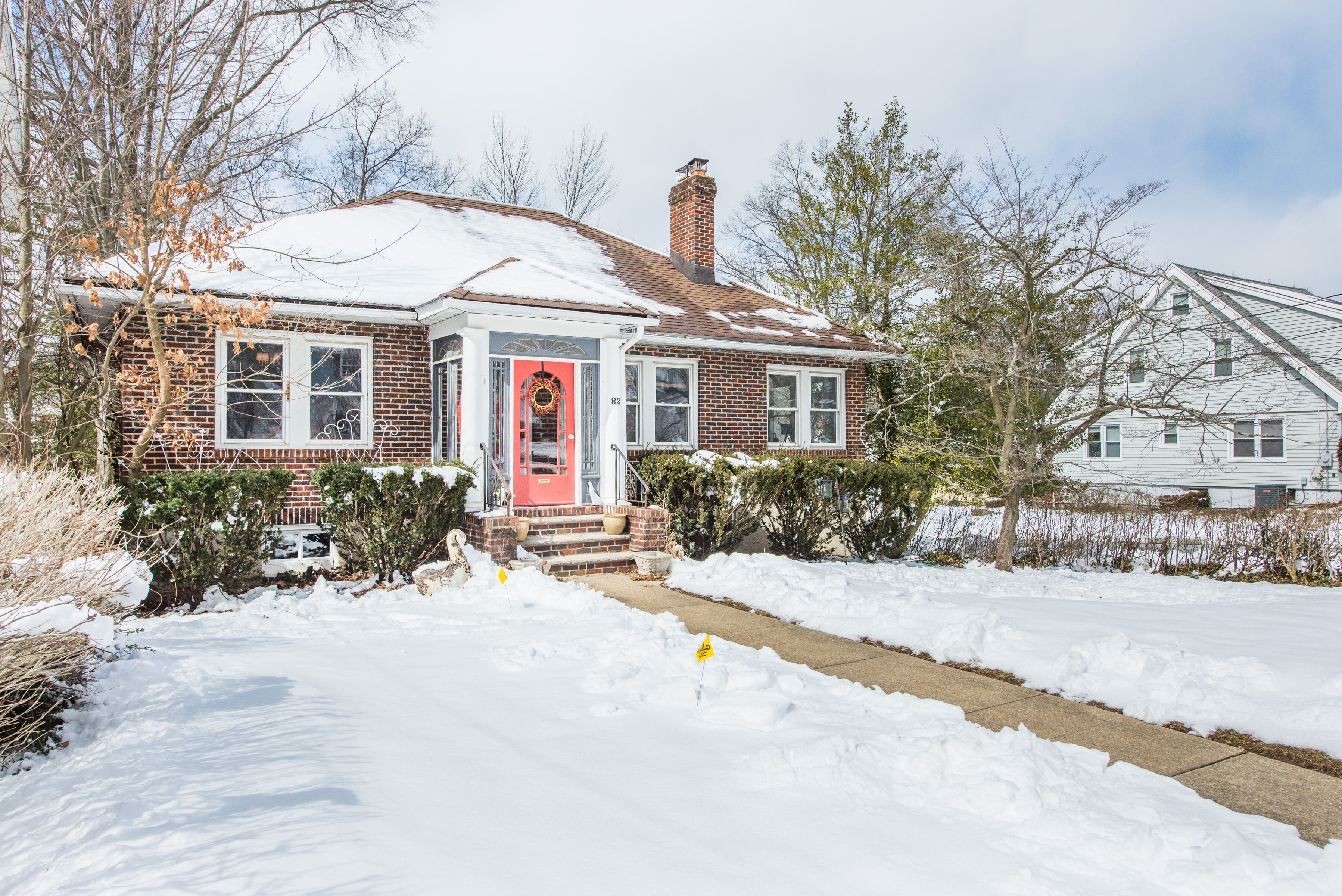 New to Market82 Cumberland Ave, Verona, NJ Walkable Suburb